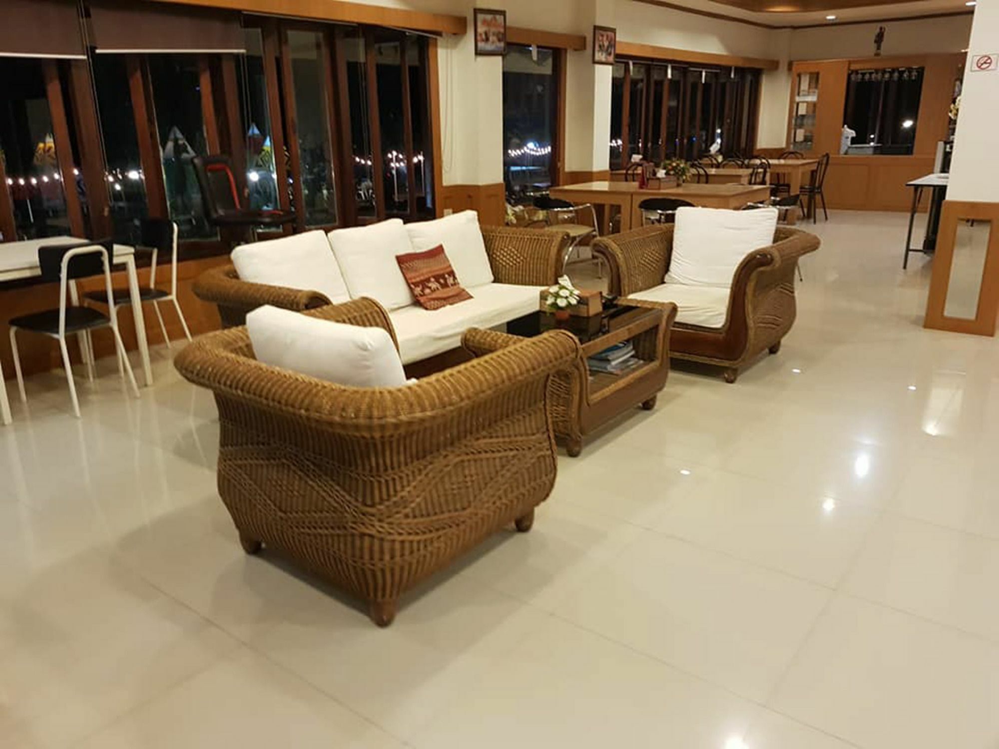 Phurua Mantra Hotel ภายนอก รูปภาพ